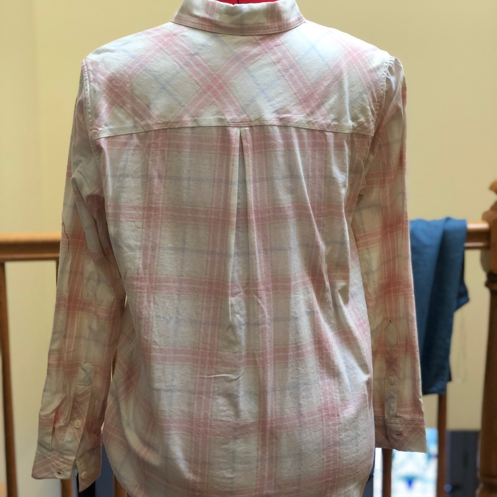 Levi’s Spring Flannel - Picture 2 of 3